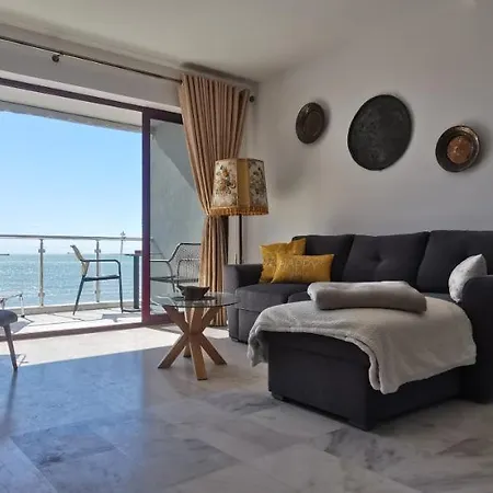 Oleander Apartment
