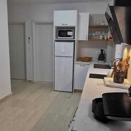 Oleander Apartment