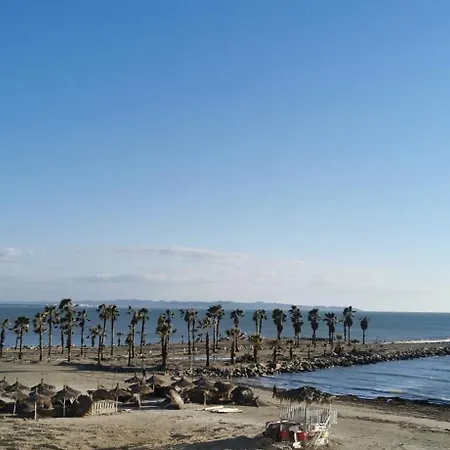 Oleander Apartment *