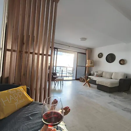 Oleander Apartment *