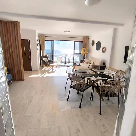 Oleander Apartment *